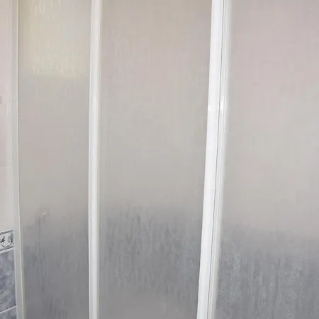 Apartman Thera 8 *